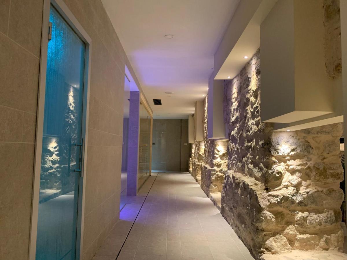 Spa & Wellness By Des Anglais " Accesso Spa Compreso" Sanremo Exterior photo