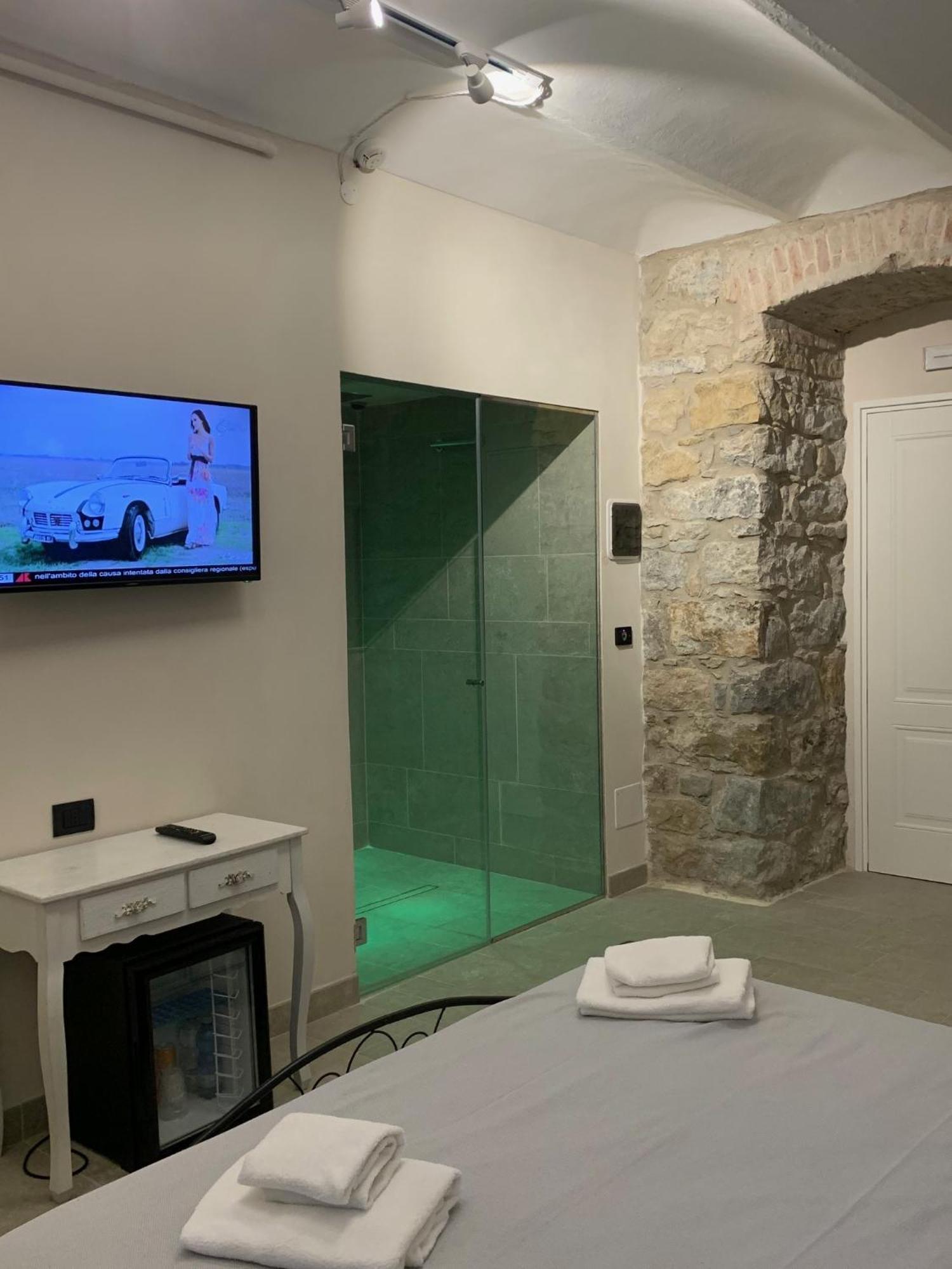 Spa & Wellness By Des Anglais " Accesso Spa Compreso" Sanremo Exterior photo